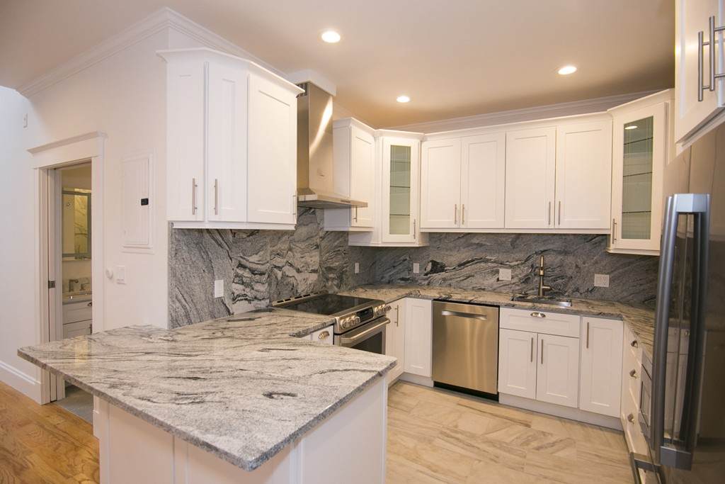 106 13th Street - Photo 1