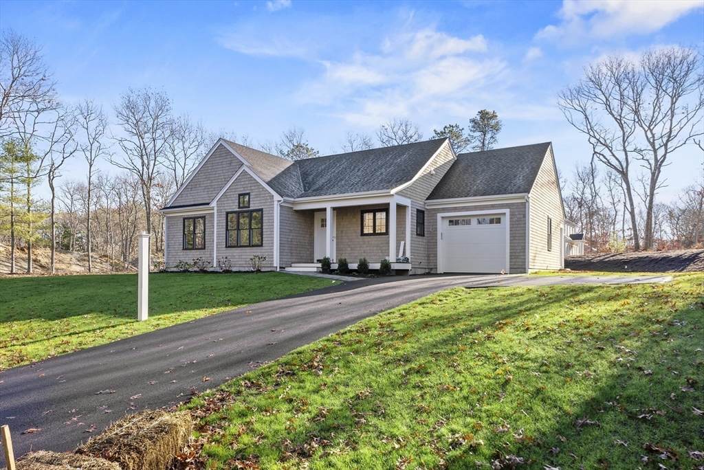 8 Laurel Lane - Photo 1