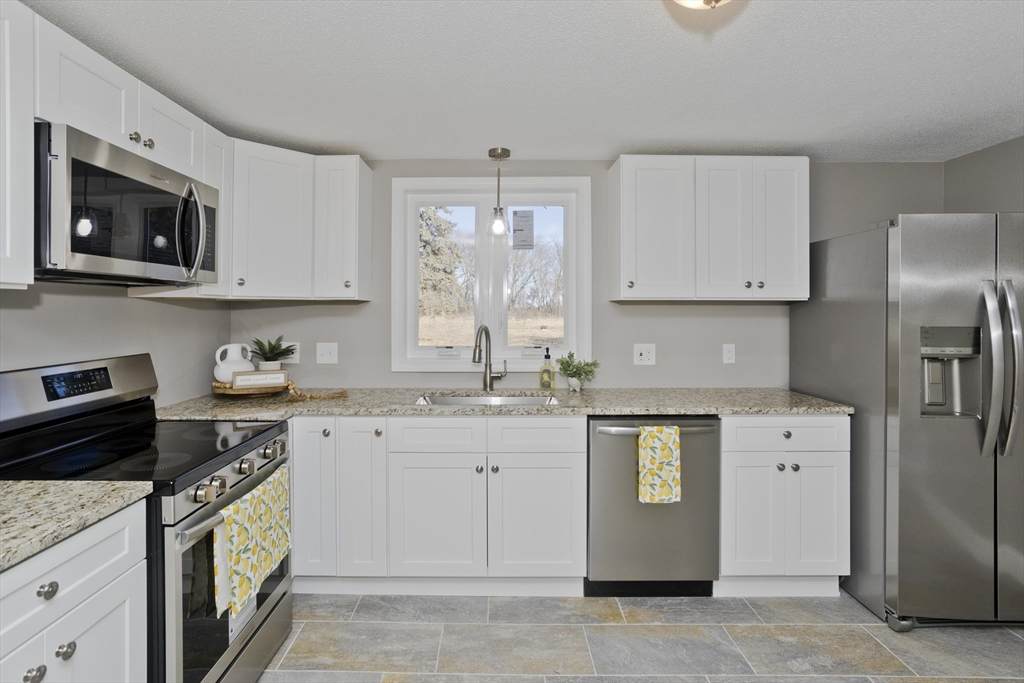 309 Rowley St - Photo 1