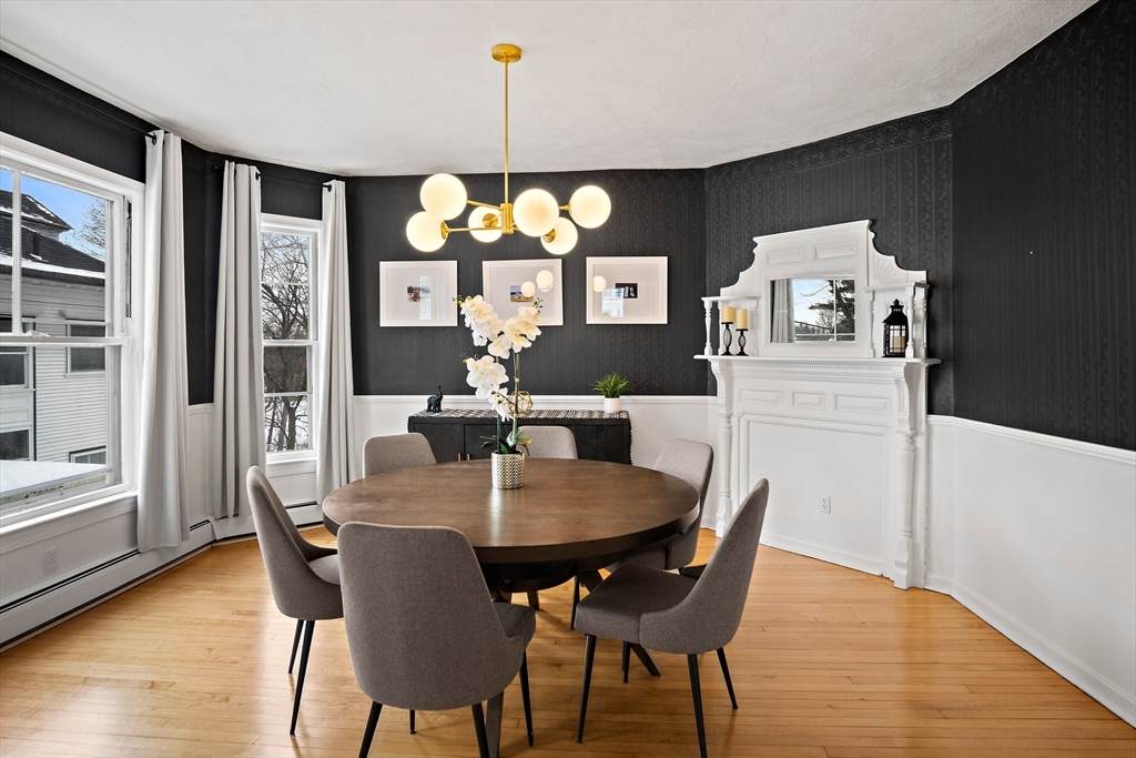 552 Main Street - Photo 1