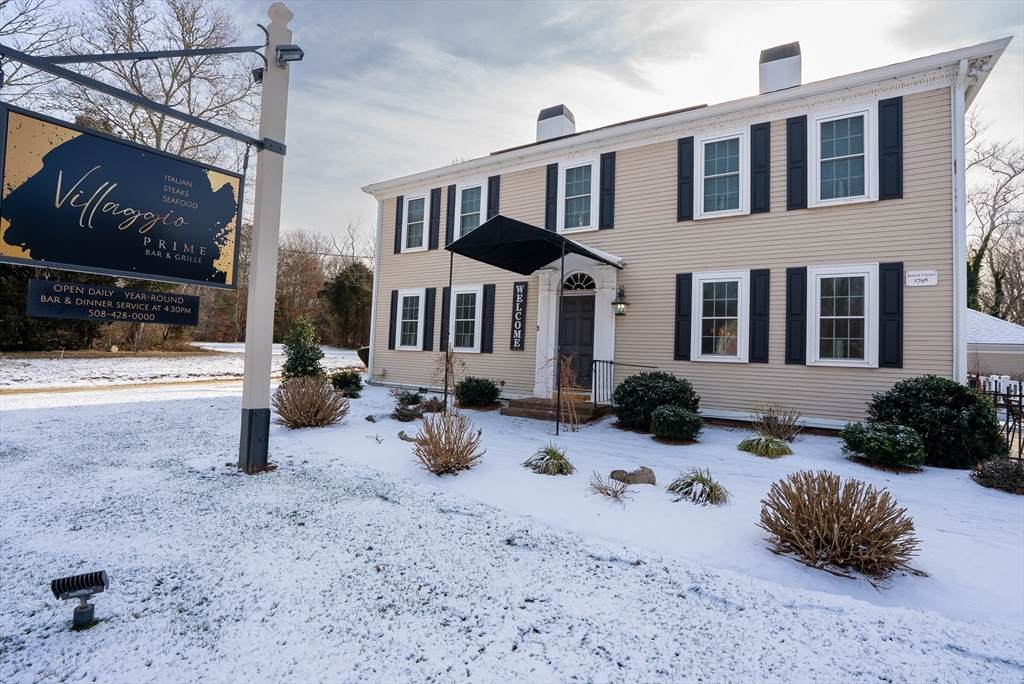 4631 Falmouth Rd - Photo 1
