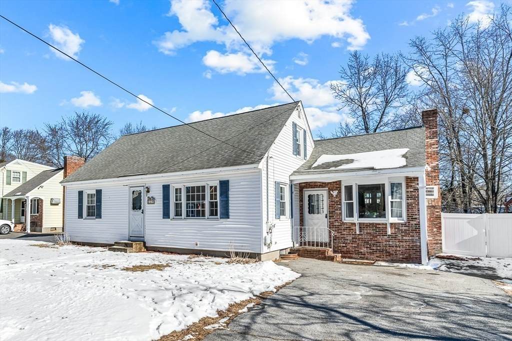 29 Leonard Ave - Photo 1
