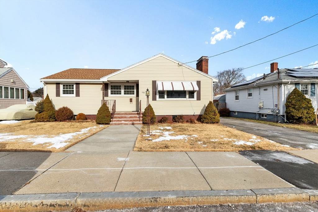 116 Estes Street - Photo 1