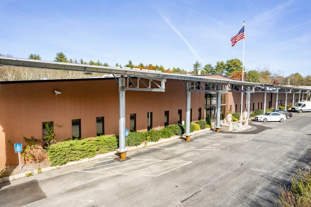 1375 Main Street - Photo 1