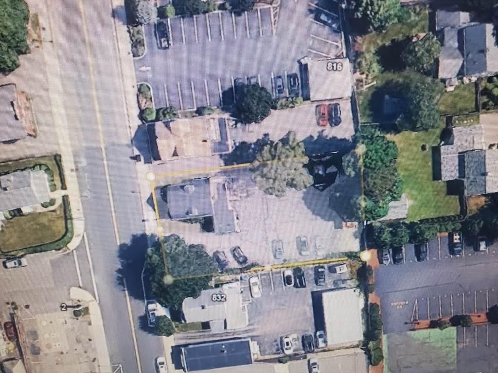 826 Washington St - Photo 1