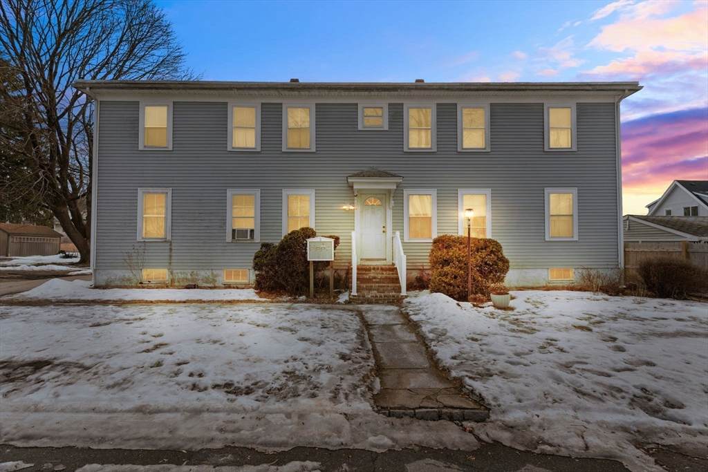 5 Agawam St - Photo 1