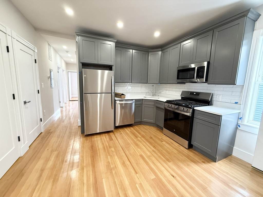 36 Raven St - Photo 1