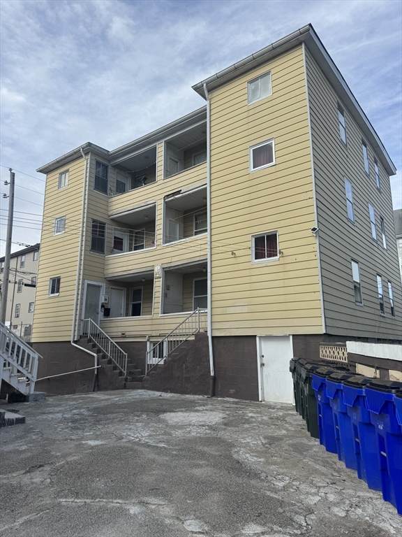 84 Everett St - Photo 1