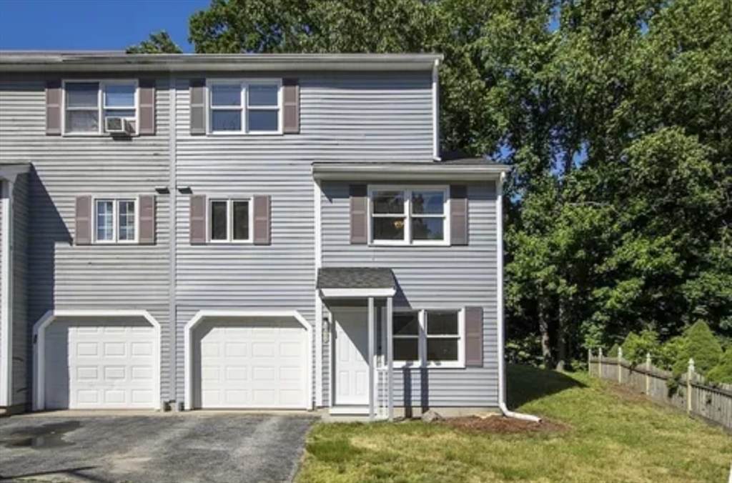 35B Gates Rd - Photo 1