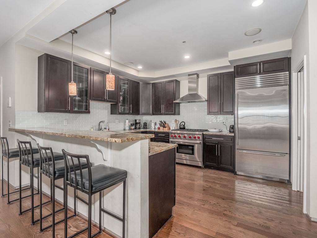 350 West Broadway - Photo 1