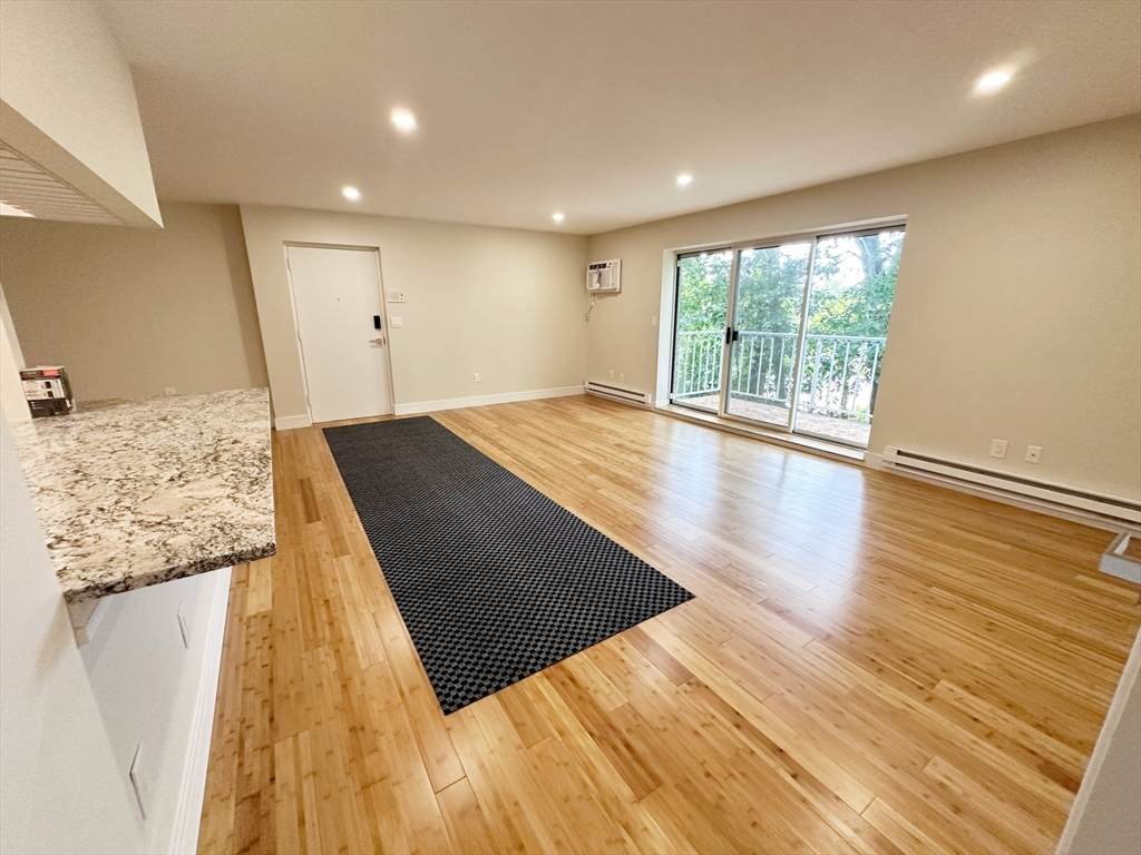 31 Hamlin Ln - Photo 1