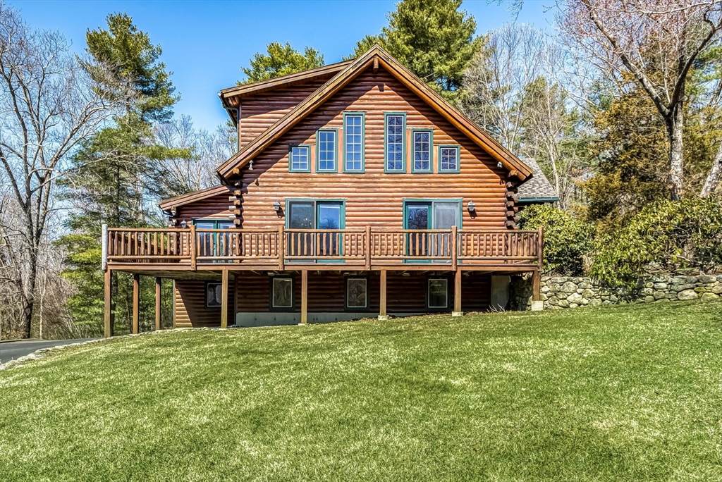 105 Uxbridge Rd - Photo 1