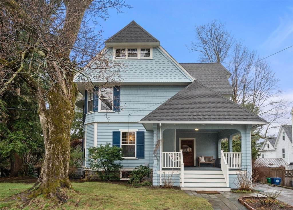 155 Waverley Avenue - Photo 1
