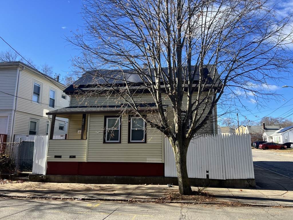 154 Camden Ave - Photo 1