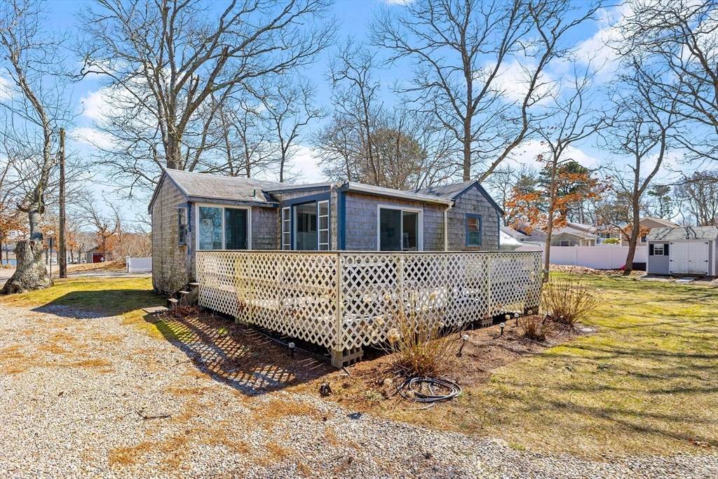 8 Stanley Rd - Photo 1