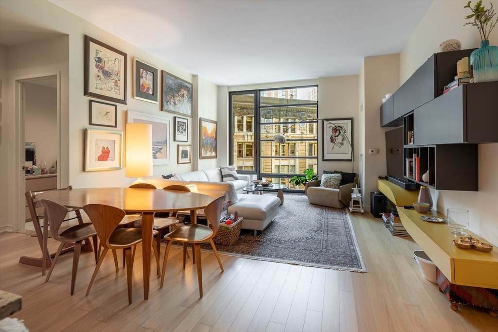 580 Washington St - Photo 1