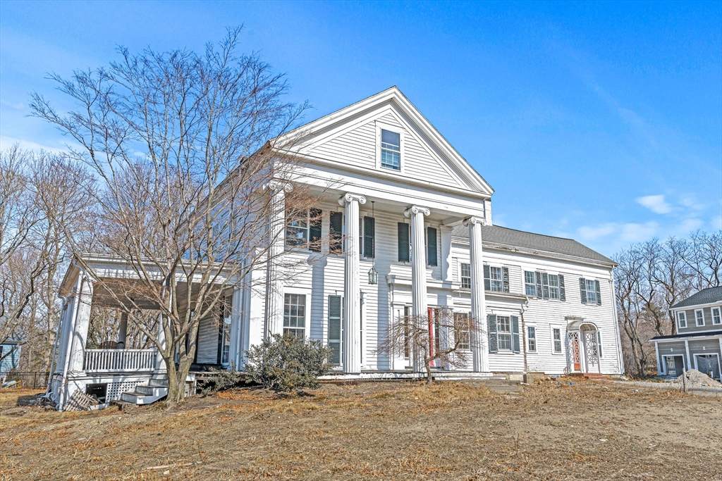367 Worcester St - Photo 1