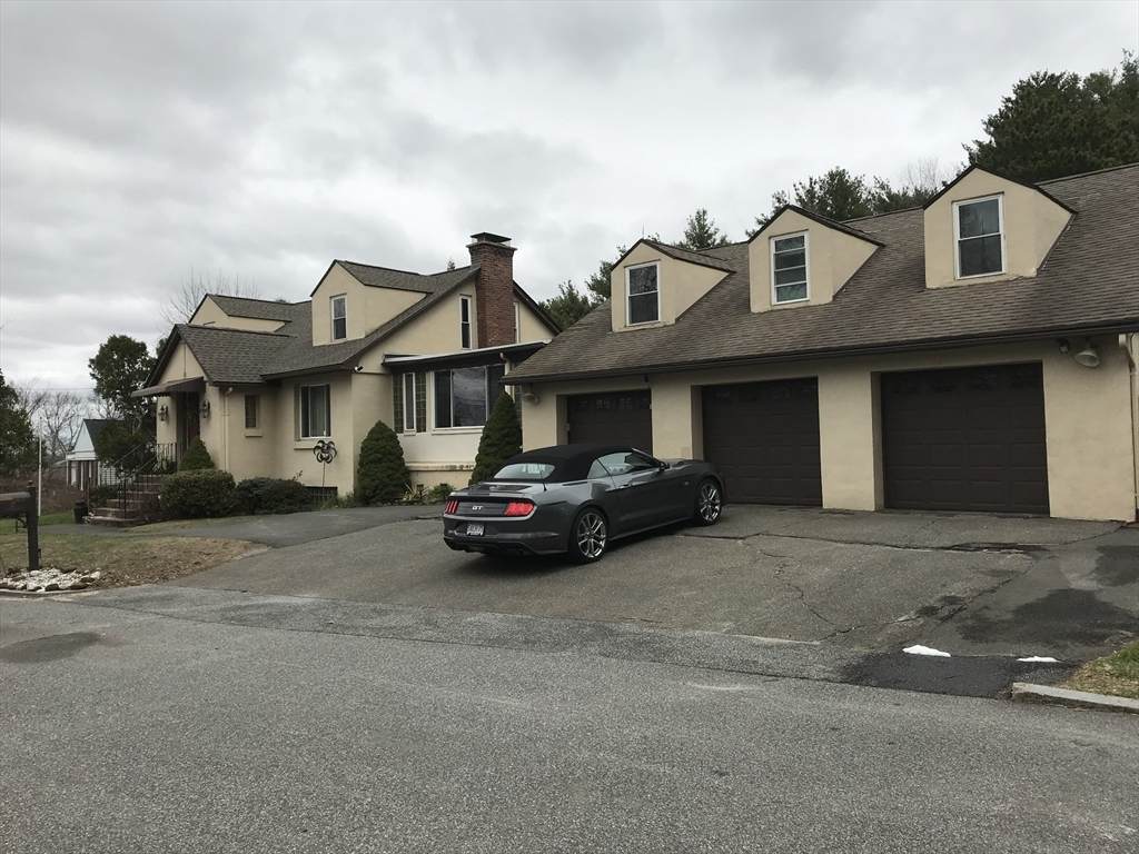 17 Skyridge Ln - Photo 1