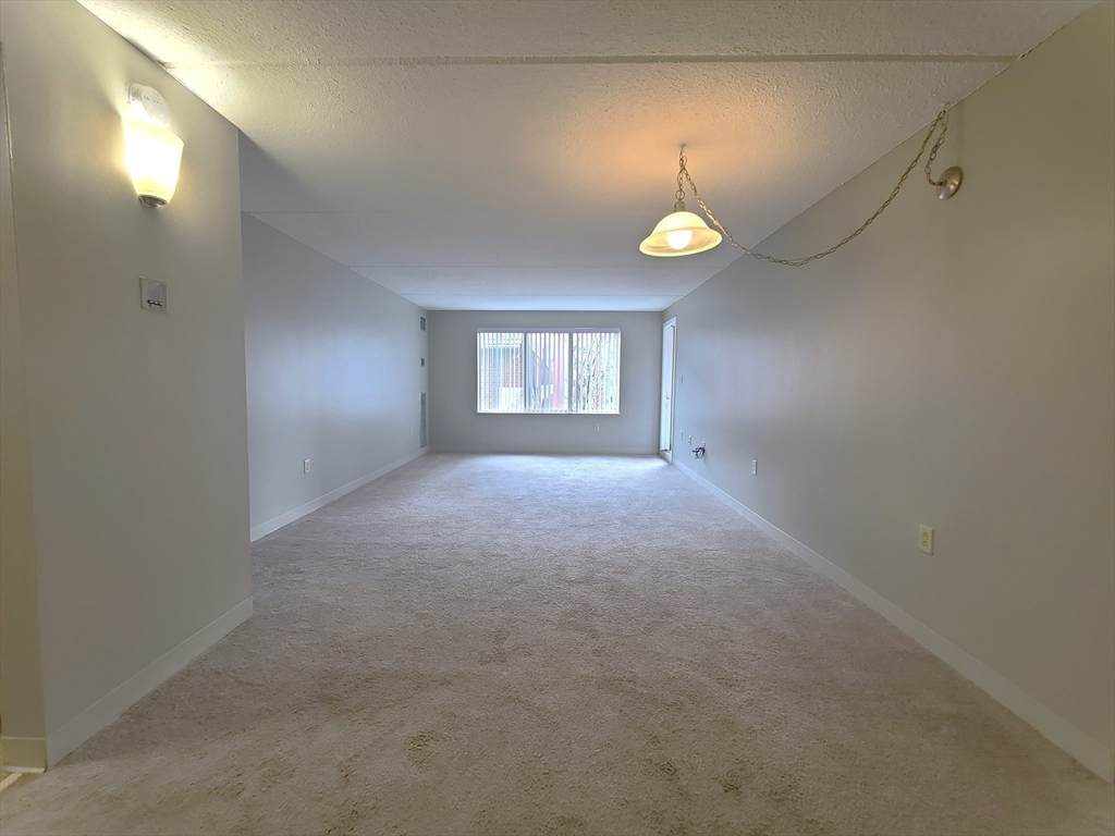 1 South Point Drive - Photo 1