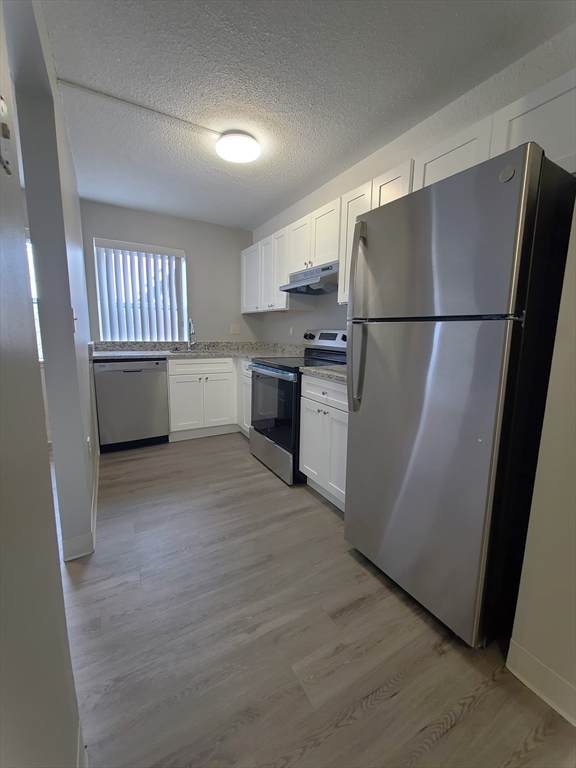 48 Peninsula Place - Photo 1