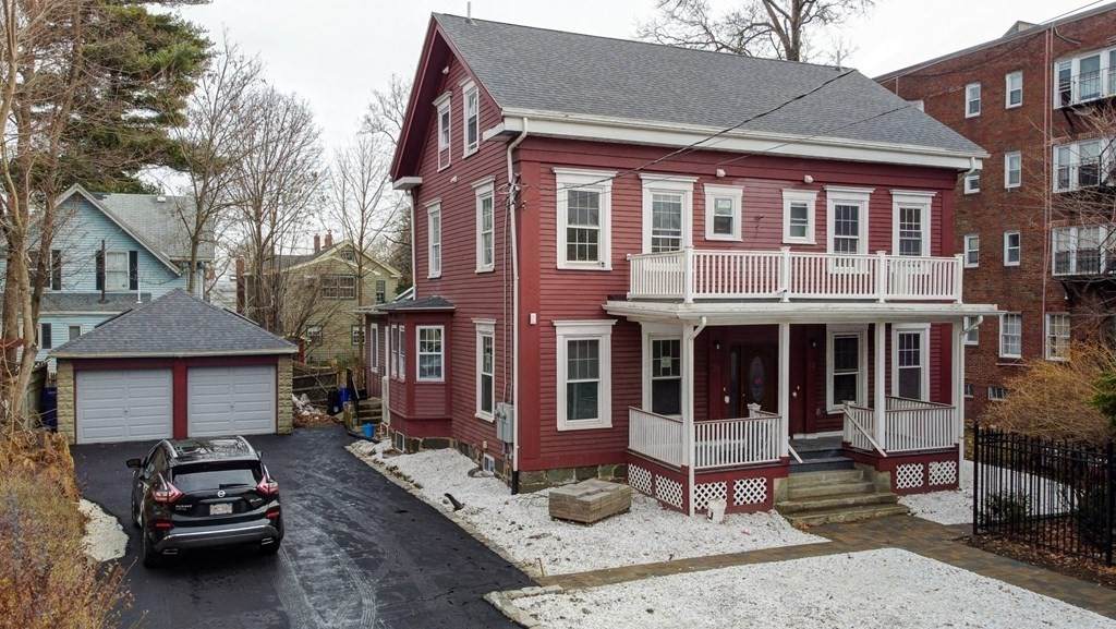 37 Park St - Photo 1