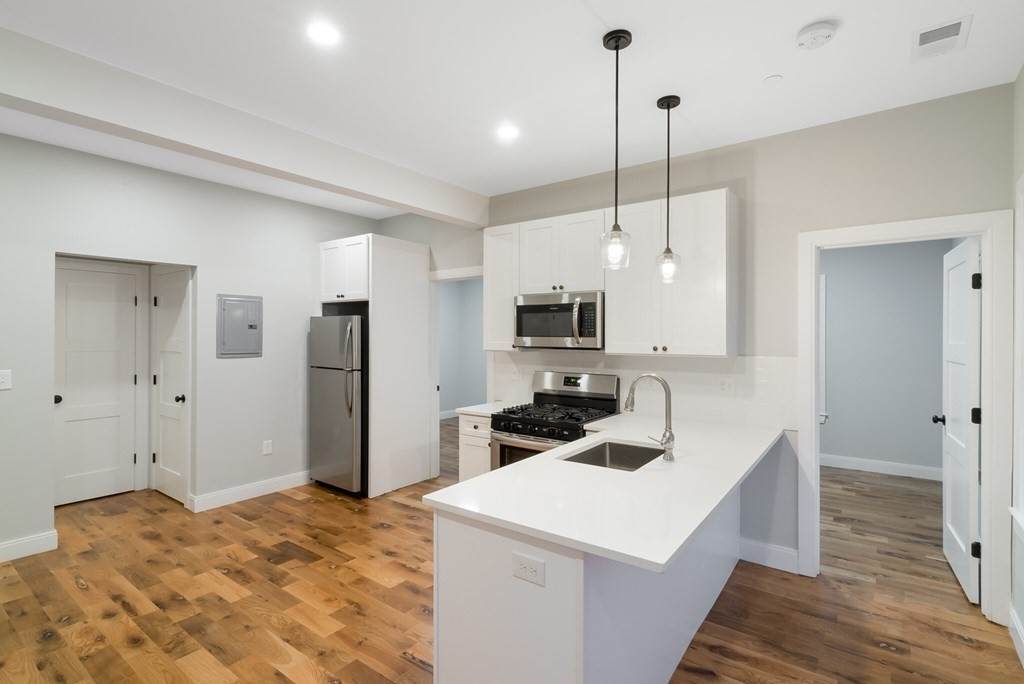 477 Meridian St. - Photo 1