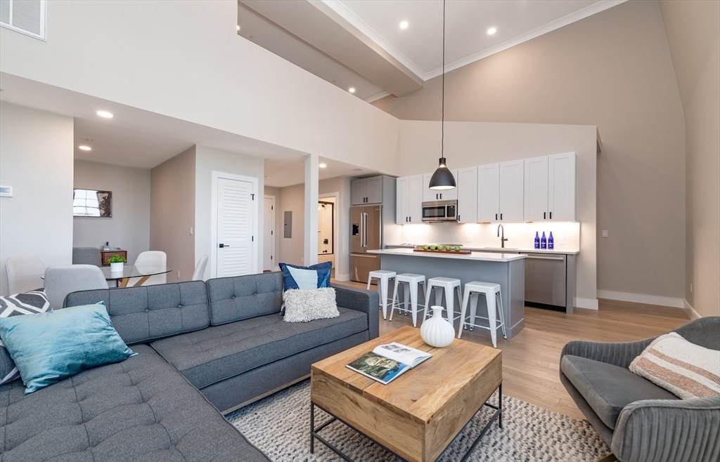 4-8 Franklin Street - Photo 1