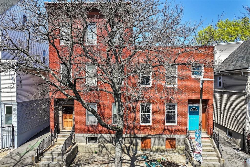 88 Trenton St - Photo 1