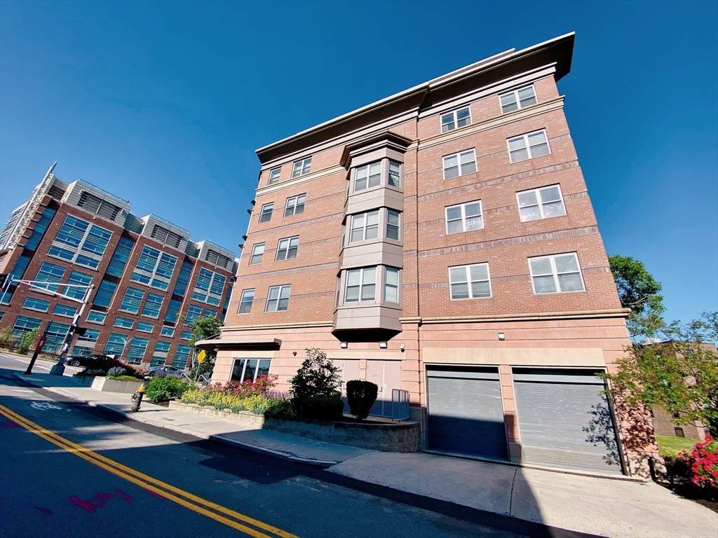 120 Mountfort St - Photo 1