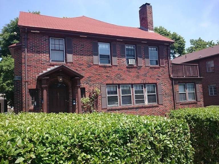 651 Washington Street - Photo 1