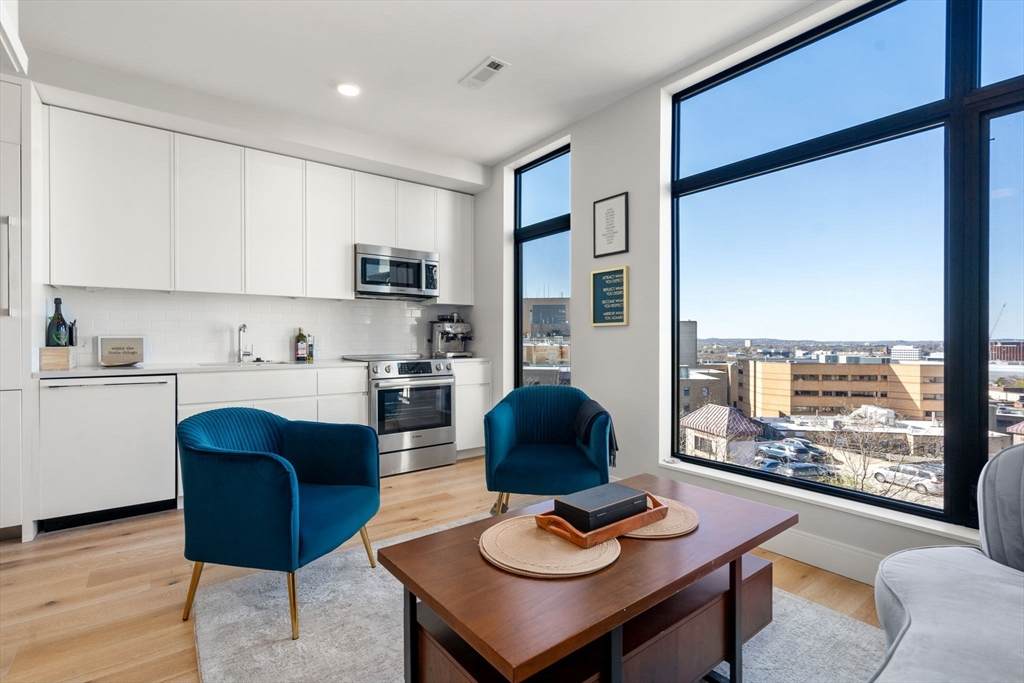 191 Washington St - Photo 1