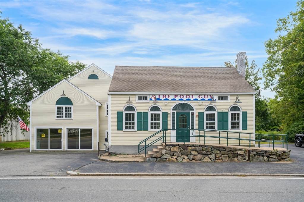33 Library St - Photo 1