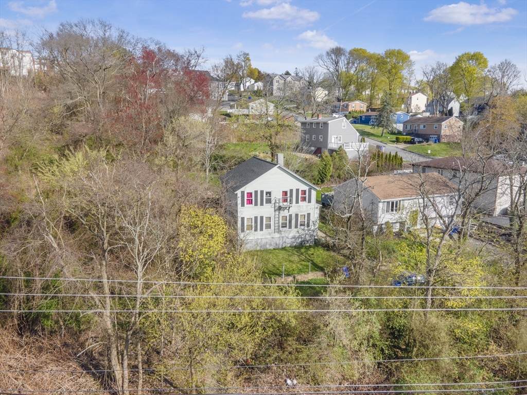 409 Crescent St - Photo 1