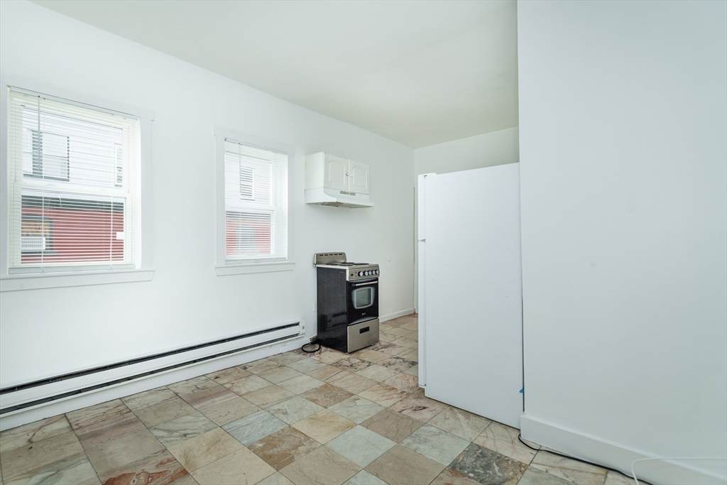 289 Hancock Street - Photo 1