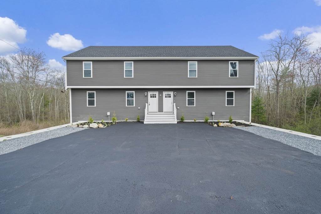13 Broadway - Photo 1