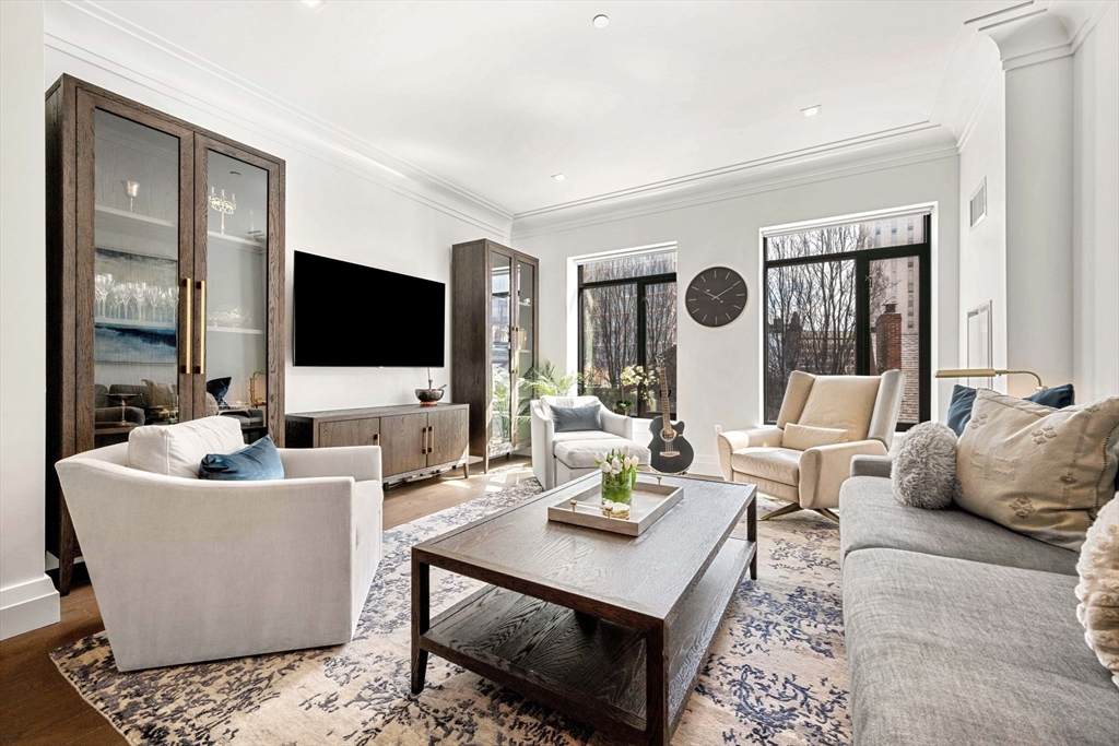 45 Temple Street - Photo 1