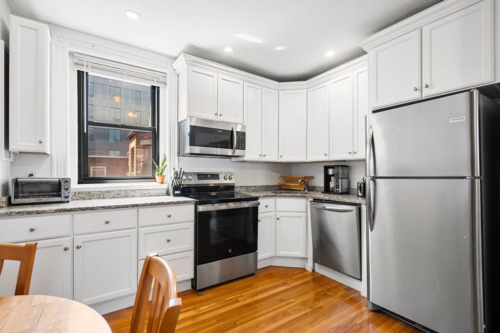 107 Jersey St - Photo 1