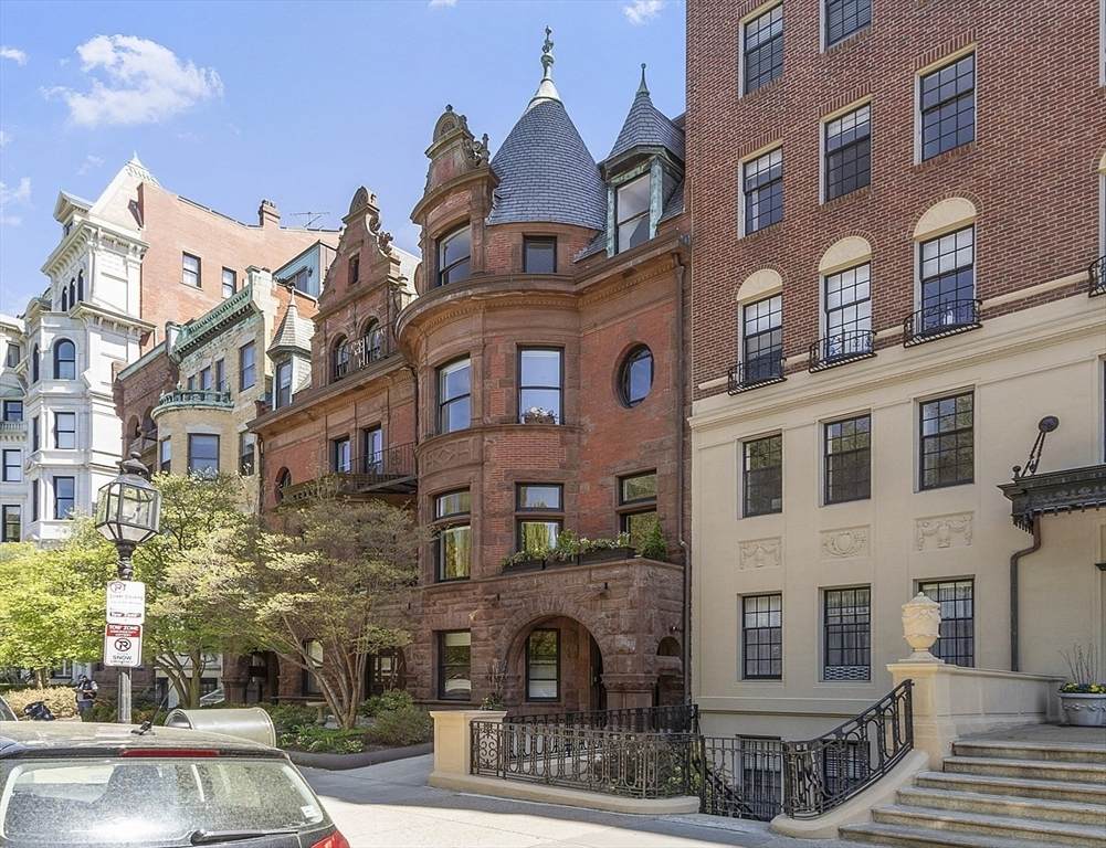 178 Commonwealth - Photo 1