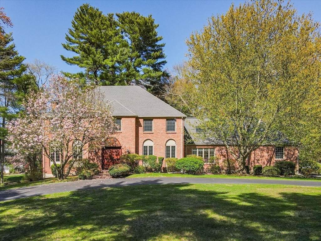 33 Whichita Rd - Photo 1