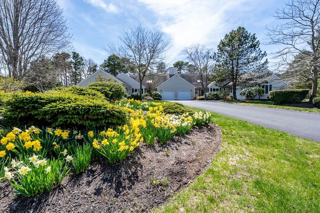 15 Beacon Ct - Photo 1