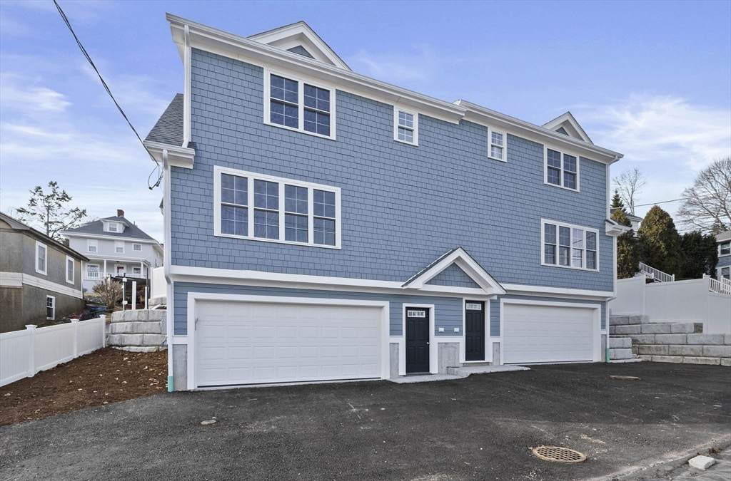 473 Newport Avenue - Photo 1