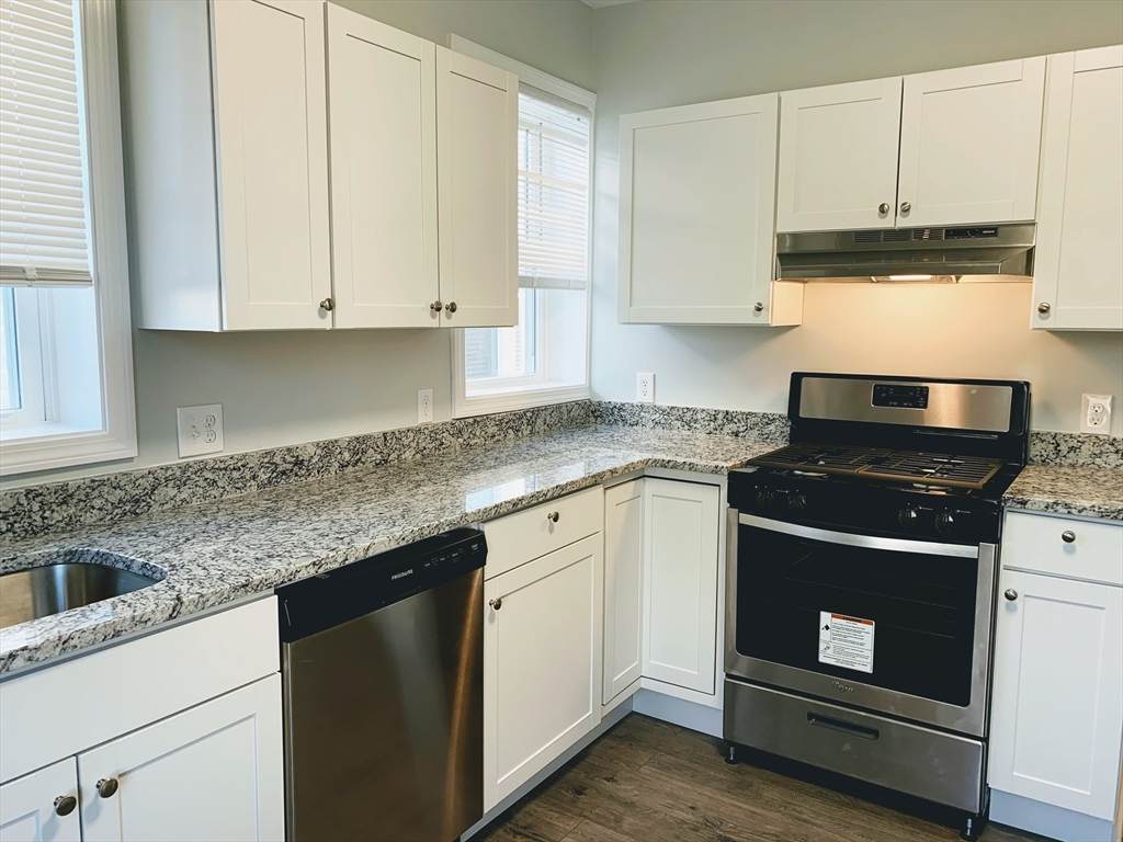 108 Boston - Photo 1