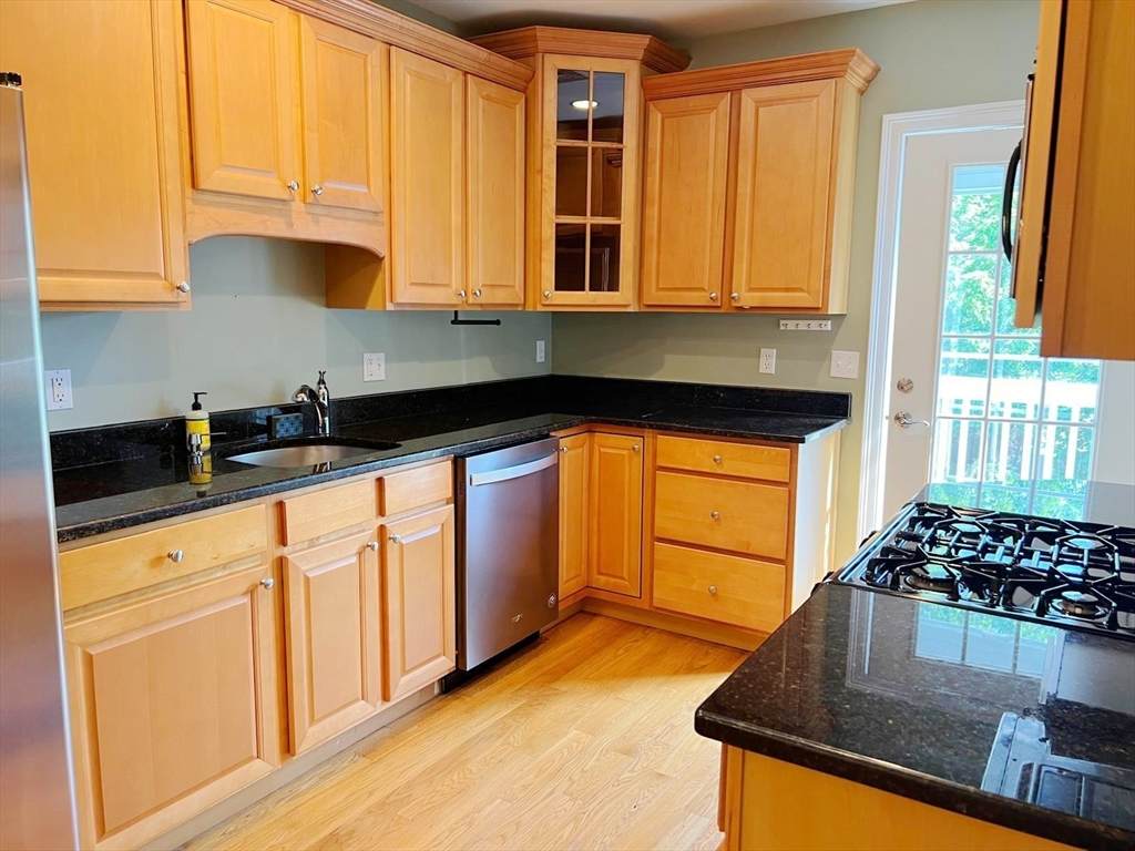 30 Parker St - Photo 1