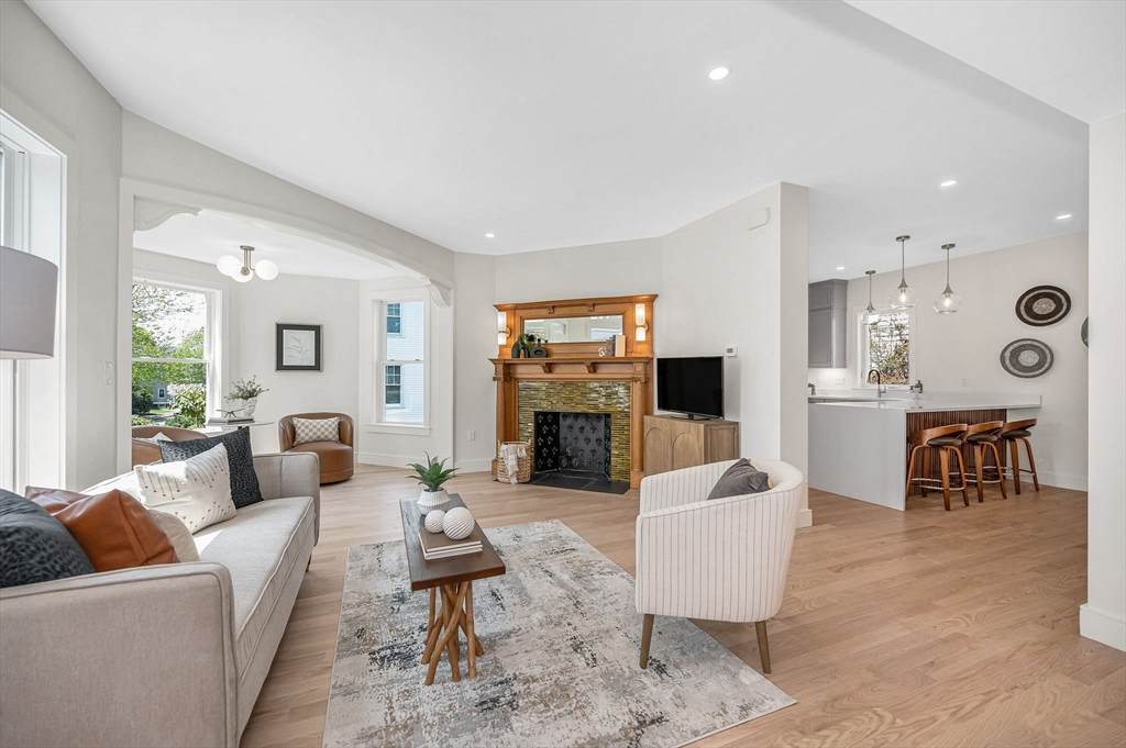 13 Chestnut Street - Photo 1