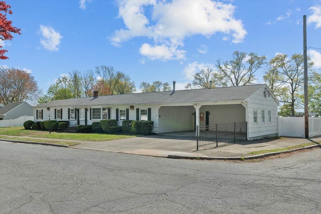 103 Caroline St. - Photo 1