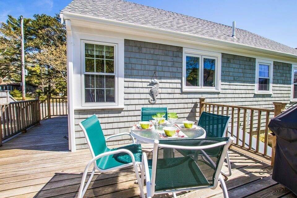 19 Nickerson Rd - Photo 1
