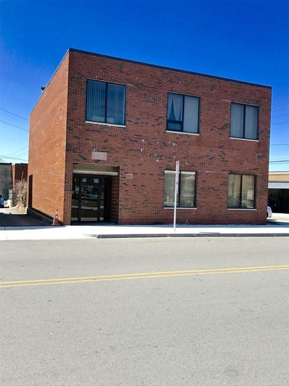 248 Everett Ave - Photo 1