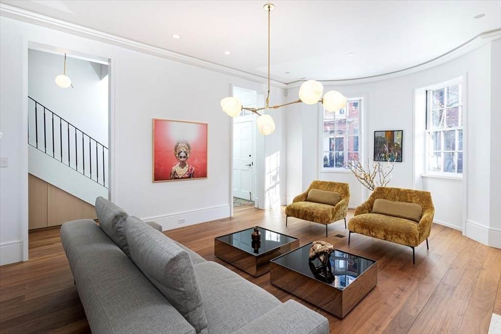 21 Chestnut St - Photo 1