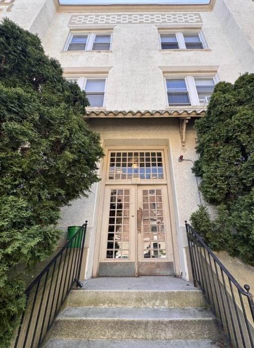 6 Radcliffe Rd. - Photo 1