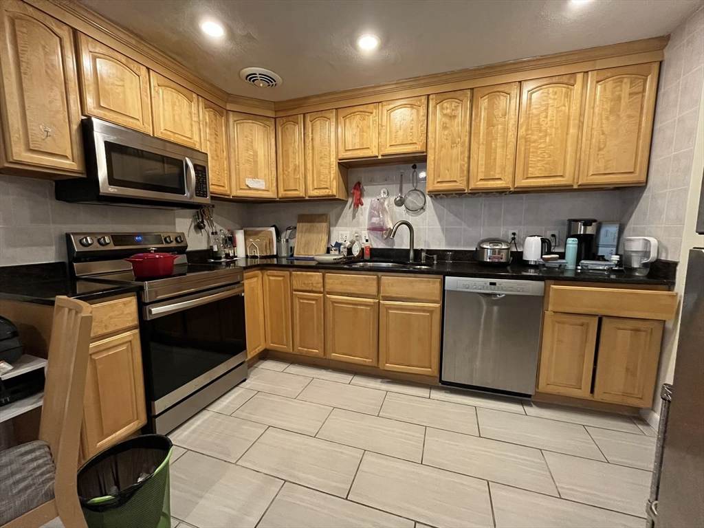 197 Kent - Photo 1